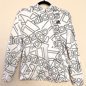 Kids Adidas Hoodie used, good condition.